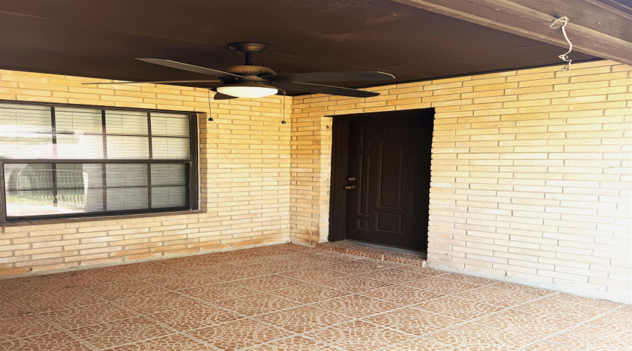 2018 Manzanares Dr, Laredo, Texas 78045, 3 Bedrooms Bedrooms, 6 Rooms Rooms,2 BathroomsBathrooms,Residential,For Sale,2018 Manzanares Dr,20263768