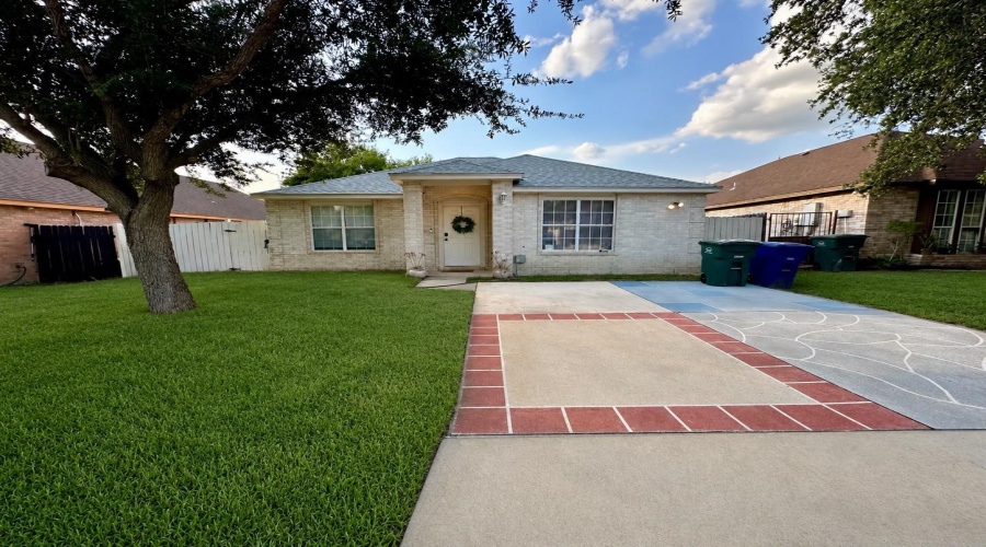 1844 Arctic Ct, Laredo, Texas 78045, 3 Bedrooms Bedrooms, 5 Rooms Rooms,2 BathroomsBathrooms,Residential,For Sale,1844 Arctic Ct,20263769