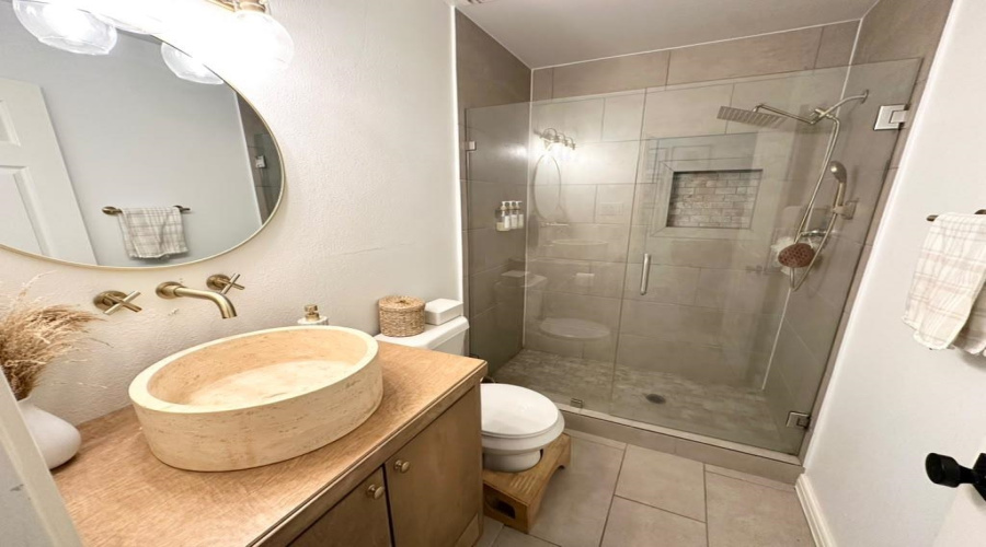 1844 Arctic Ct, Laredo, Texas 78045, 3 Bedrooms Bedrooms, 5 Rooms Rooms,2 BathroomsBathrooms,Residential,For Sale,1844 Arctic Ct,20263769