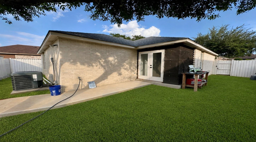 1844 Arctic Ct, Laredo, Texas 78045, 3 Bedrooms Bedrooms, 5 Rooms Rooms,2 BathroomsBathrooms,Residential,For Sale,1844 Arctic Ct,20263769