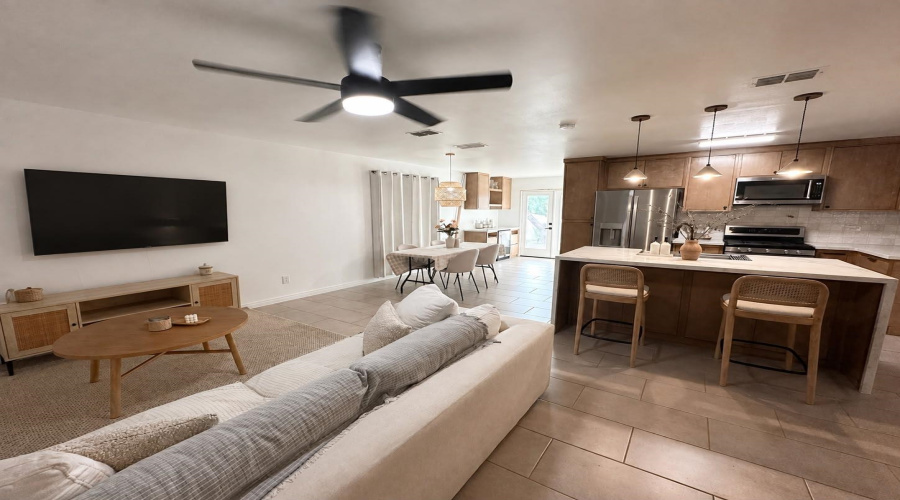1844 Arctic Ct, Laredo, Texas 78045, 3 Bedrooms Bedrooms, 5 Rooms Rooms,2 BathroomsBathrooms,Residential,For Sale,1844 Arctic Ct,20263769