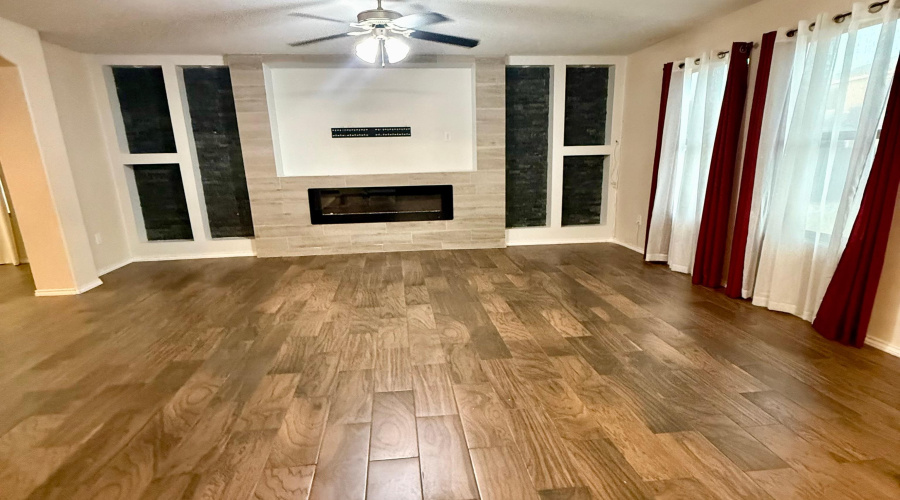 409 Pargo Dr, Laredo, Texas 78043, 4 Bedrooms Bedrooms, 7 Rooms Rooms,2 BathroomsBathrooms,Residential,For Sale,409 Pargo Dr,20263772