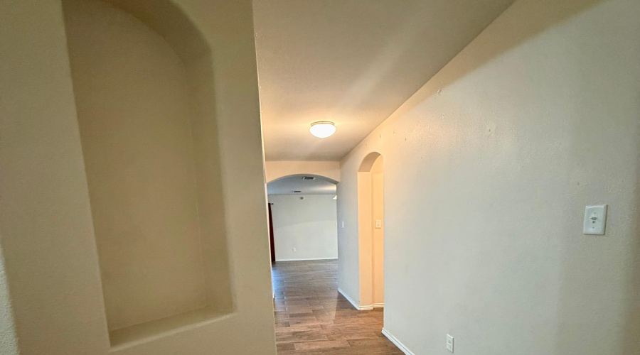 409 Pargo Dr, Laredo, Texas 78043, 4 Bedrooms Bedrooms, 7 Rooms Rooms,2 BathroomsBathrooms,Residential,For Sale,409 Pargo Dr,20263772