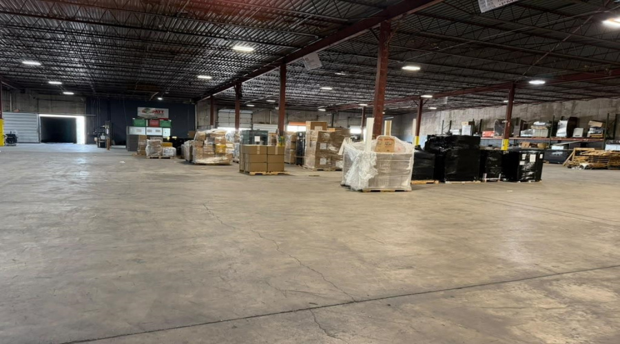 4603 Warehouse Ln, Laredo, Texas 78041-5627, 1 Bedroom Bedrooms, 6 Rooms Rooms,2 BathroomsBathrooms,Commercial/industrial,For Rent,4603 Warehouse Ln,20263771