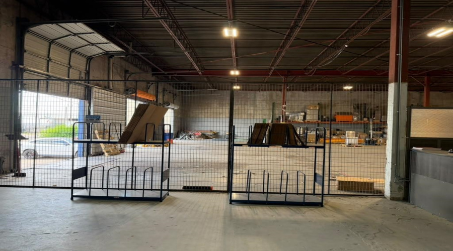 4603 Warehouse Ln, Laredo, Texas 78041-5627, 1 Bedroom Bedrooms, 6 Rooms Rooms,2 BathroomsBathrooms,Commercial/industrial,For Rent,4603 Warehouse Ln,20263771