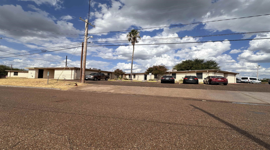 1710 McClelland Ave, Laredo, Texas 78040, ,Land,For Sale,1710 McClelland Ave,20263770