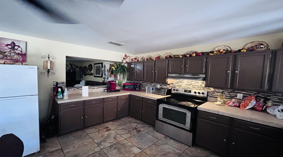 219 Desert Chief Dr, LAREDO, Texas 78045, 3 Bedrooms Bedrooms, 3 Rooms Rooms,2 BathroomsBathrooms,Residential,For Sale,219 Desert Chief Dr,20263773