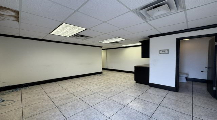 801 Pellegrino Ct, Laredo, Texas 78045, 1 Room Rooms,1 BathroomBathrooms,Commercial retail/office,For Rent,801 Pellegrino Ct,20263775