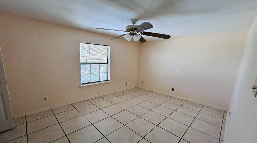 3101 Barrios St, LAREDO, Texas 78046, 2 Bedrooms Bedrooms, 2 Rooms Rooms,1 BathroomBathrooms,Residential,For Rent,3101 Barrios St,20263774