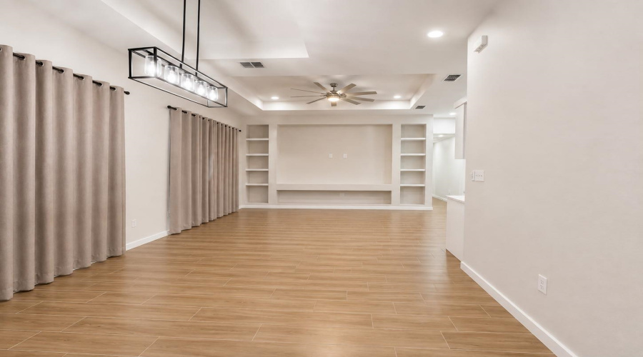 1715 Coba Dr., Laredo, Texas 78046, 3 Bedrooms Bedrooms, 5 Rooms Rooms,2 BathroomsBathrooms,Residential,For Sale,1715 Coba Dr.,20263777