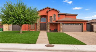 1119 Harlan St, Laredo, Texas 78045, 4 Bedrooms Bedrooms, 6 Rooms Rooms,3 BathroomsBathrooms,Residential,For Sale,1119 Harlan St,20263778