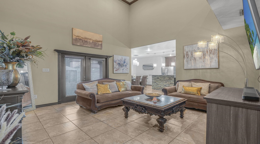 1119 Harlan St, Laredo, Texas 78045, 4 Bedrooms Bedrooms, 6 Rooms Rooms,3 BathroomsBathrooms,Residential,For Sale,1119 Harlan St,20263778