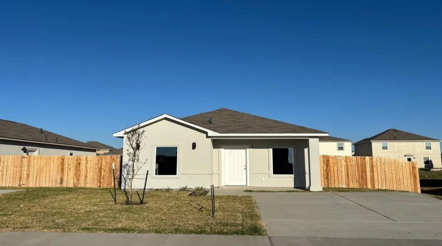 5807 Colegio Ln., Laredo, Texas 78046, 3 Bedrooms Bedrooms, 5 Rooms Rooms,2 BathroomsBathrooms,Residential,For Rent,5807 Colegio Ln.,20263779