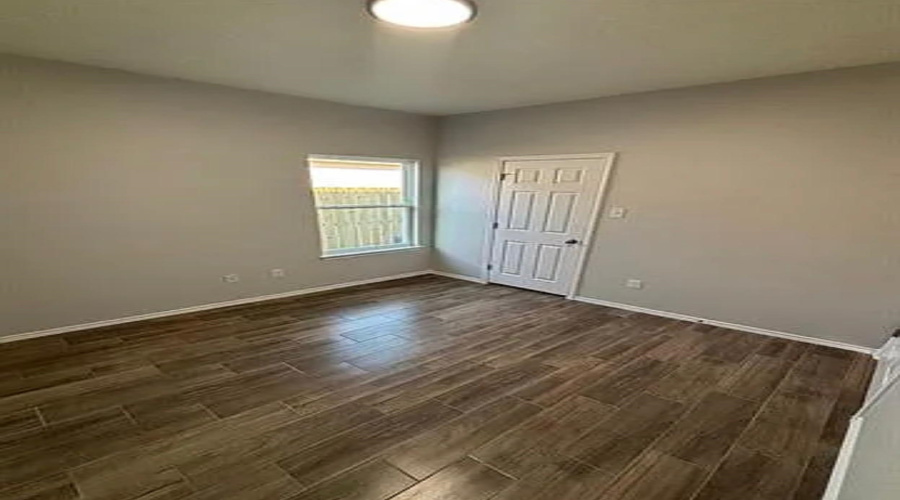 5807 Colegio Ln., Laredo, Texas 78046, 3 Bedrooms Bedrooms, 5 Rooms Rooms,2 BathroomsBathrooms,Residential,For Rent,5807 Colegio Ln.,20263779
