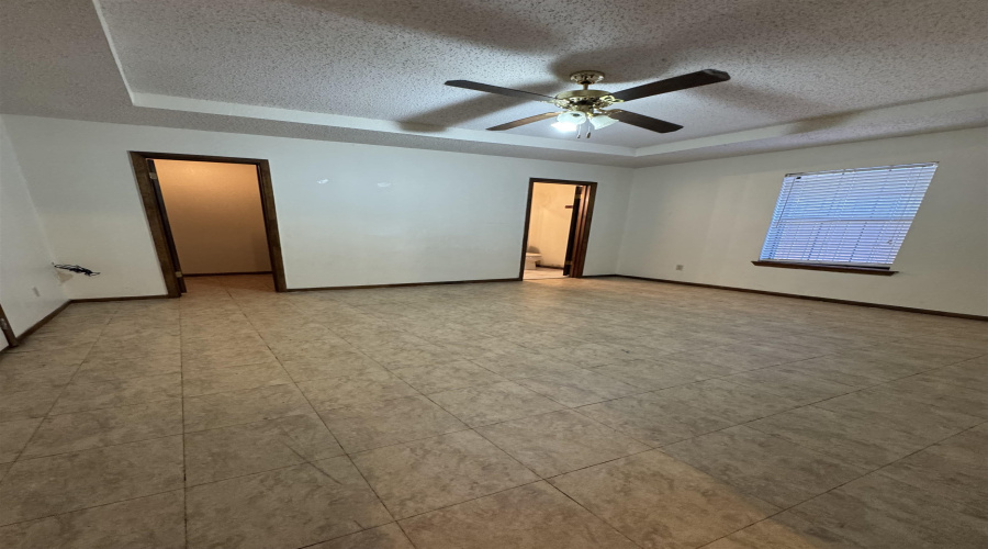 404 Venado Ct, Laredo, Texas 78045, 4 Bedrooms Bedrooms, 7 Rooms Rooms,3 BathroomsBathrooms,Residential,For Rent,404 Venado Ct,20263783