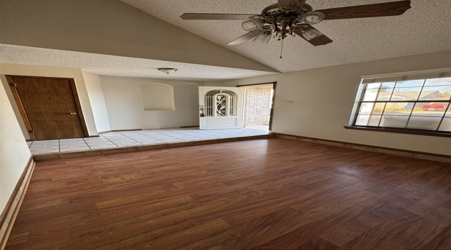 404 Venado Ct, Laredo, Texas 78045, 4 Bedrooms Bedrooms, 7 Rooms Rooms,3 BathroomsBathrooms,Residential,For Rent,404 Venado Ct,20263783