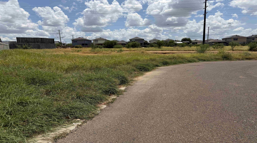 3501 Fuente Ln, Laredo, Texas 78046, ,Land,For Sale,3501 Fuente Ln,20263789