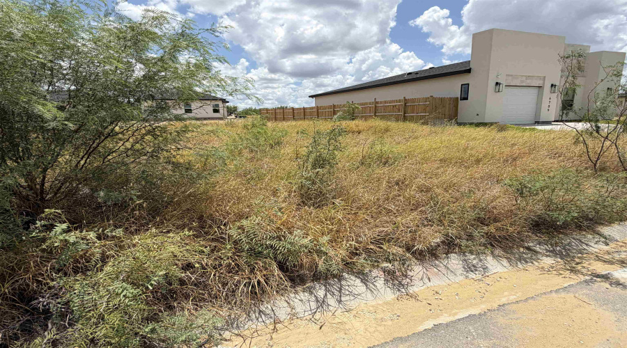 6711 El Freno, Laredo, Texas 78046, ,Land,For Sale,6711 El Freno,20263790