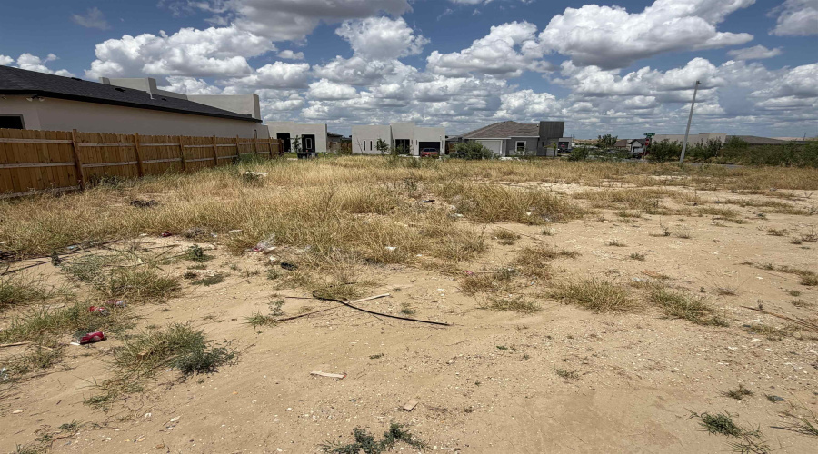 6711 El Freno, Laredo, Texas 78046, ,Land,For Sale,6711 El Freno,20263790