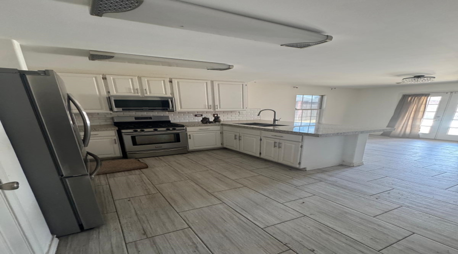 10107 Caballo Dr, laredo, Texas 78045, 4 Bedrooms Bedrooms, 7 Rooms Rooms,2 BathroomsBathrooms,Residential,For Sale,10107 Caballo Dr,20263785