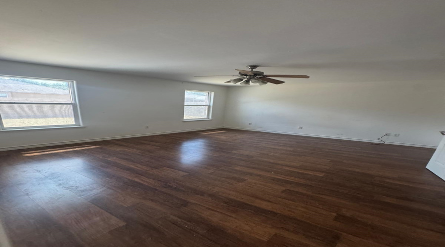 10107 Caballo Dr, laredo, Texas 78045, 4 Bedrooms Bedrooms, 7 Rooms Rooms,2 BathroomsBathrooms,Residential,For Sale,10107 Caballo Dr,20263785