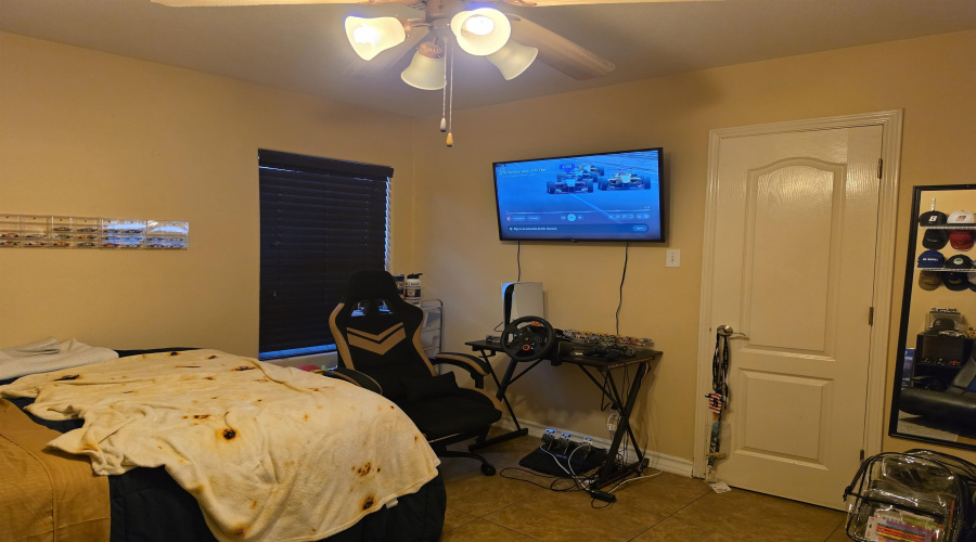 3810 Sandcliff Dr, Laredo, Texas 78045, 3 Bedrooms Bedrooms, 5 Rooms Rooms,2 BathroomsBathrooms,Residential,For Sale,3810 Sandcliff Dr,20263792