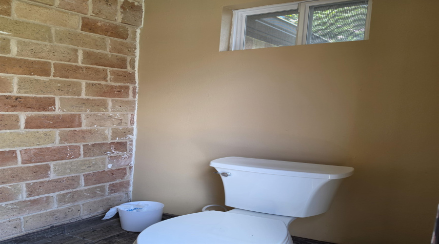 3810 Sandcliff Dr, Laredo, Texas 78045, 3 Bedrooms Bedrooms, 5 Rooms Rooms,2 BathroomsBathrooms,Residential,For Sale,3810 Sandcliff Dr,20263792