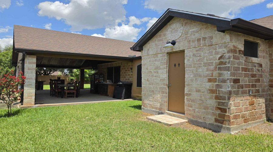 3810 Sandcliff Dr, Laredo, Texas 78045, 3 Bedrooms Bedrooms, 5 Rooms Rooms,2 BathroomsBathrooms,Residential,For Sale,3810 Sandcliff Dr,20263792