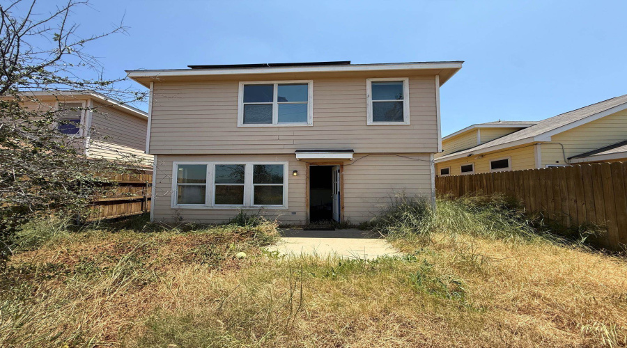 1608 Aransas Pass Dr, Laredo, Texas 78045, 3 Bedrooms Bedrooms, 6 Rooms Rooms,2 BathroomsBathrooms,Residential,For Sale,1608 Aransas Pass Dr,20263798