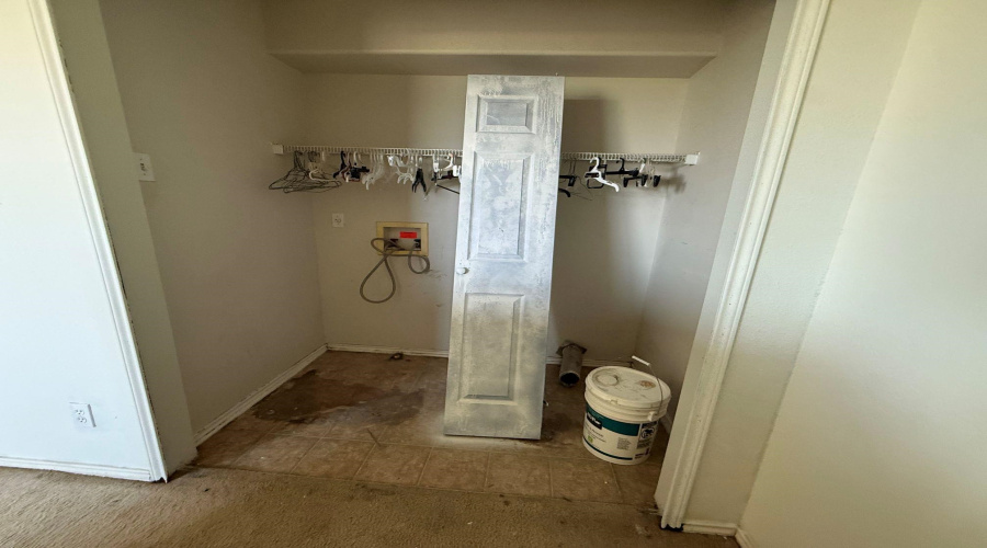 1608 Aransas Pass Dr, Laredo, Texas 78045, 3 Bedrooms Bedrooms, 6 Rooms Rooms,2 BathroomsBathrooms,Residential,For Sale,1608 Aransas Pass Dr,20263798