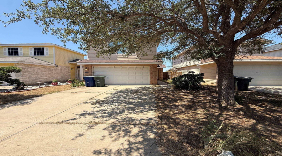 1608 Aransas Pass Dr, Laredo, Texas 78045, 3 Bedrooms Bedrooms, 6 Rooms Rooms,2 BathroomsBathrooms,Residential,For Sale,1608 Aransas Pass Dr,20263798