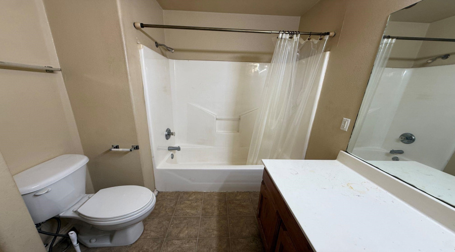 1608 Aransas Pass Dr, Laredo, Texas 78045, 3 Bedrooms Bedrooms, 6 Rooms Rooms,2 BathroomsBathrooms,Residential,For Sale,1608 Aransas Pass Dr,20263798
