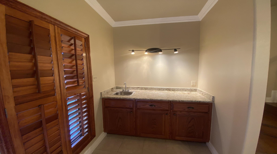 1609 Saldana Ave, LAREDO, Texas 78041, 3 Bedrooms Bedrooms, 4 Rooms Rooms,2 BathroomsBathrooms,Residential,For Rent,1609 Saldana Ave,20263799