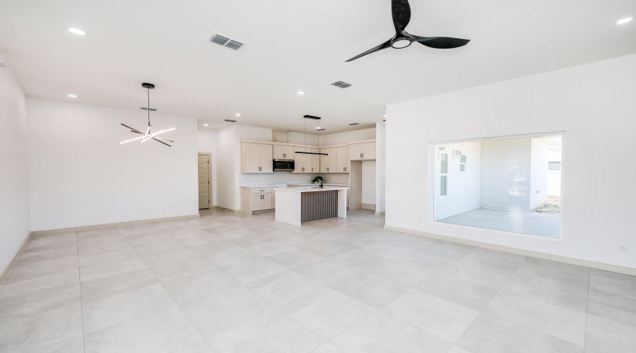 1618 Brangus St., LAREDO, Texas 78046, 3 Bedrooms Bedrooms, 6 Rooms Rooms,2 BathroomsBathrooms,Residential,For Sale,1618 Brangus St.,20263800