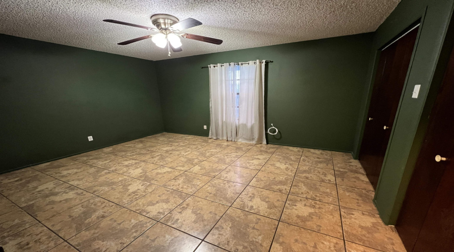 4553 Hachar Ln, Laredo, Texas 78046, 3 Bedrooms Bedrooms, 6 Rooms Rooms,1 BathroomBathrooms,Residential,For Rent,4553 Hachar Ln,20263802