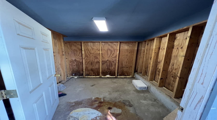 4553 Hachar Ln, Laredo, Texas 78046, 3 Bedrooms Bedrooms, 6 Rooms Rooms,1 BathroomBathrooms,Residential,For Rent,4553 Hachar Ln,20263802