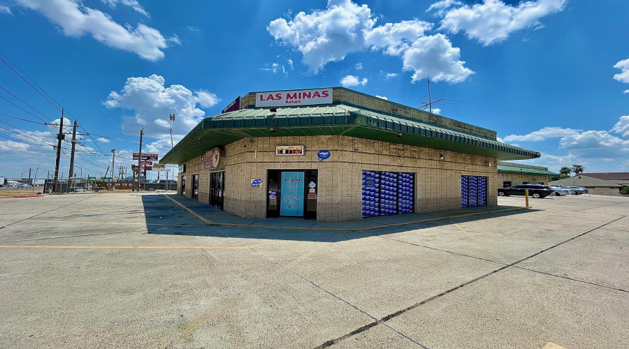 12520 Mines Rd, Laredo, Texas 78045, 1 Room Rooms,1 BathroomBathrooms,Commercial retail/office,For Rent,12520 Mines Rd,20263806