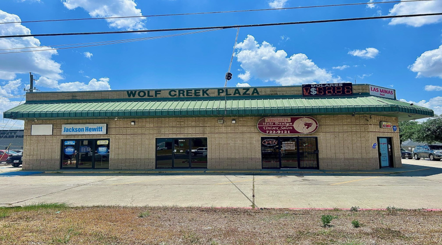 12520 Mines Rd, Laredo, Texas 78045, 1 Room Rooms,1 BathroomBathrooms,Commercial retail/office,For Rent,12520 Mines Rd,20263806