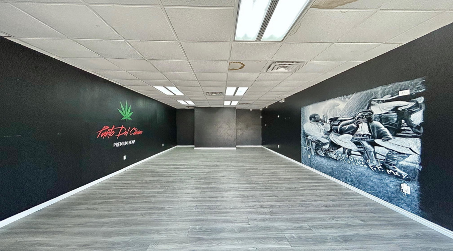 12520 Mines Rd, Laredo, Texas 78045, 1 Room Rooms,1 BathroomBathrooms,Commercial retail/office,For Rent,12520 Mines Rd,20263806