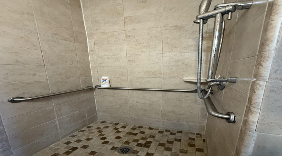 3315 San Agustin Ave, LAREDO, Texas 78040, 1 Bedroom Bedrooms, 1 Room Rooms,1 BathroomBathrooms,Residential,For Rent,3315 San Agustin Ave,20263805