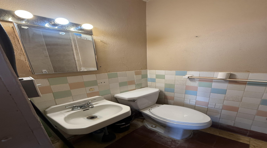 3315 San Agustin Ave, LAREDO, Texas 78040, 1 Bedroom Bedrooms, 1 Room Rooms,1 BathroomBathrooms,Residential,For Rent,3315 San Agustin Ave,20263805