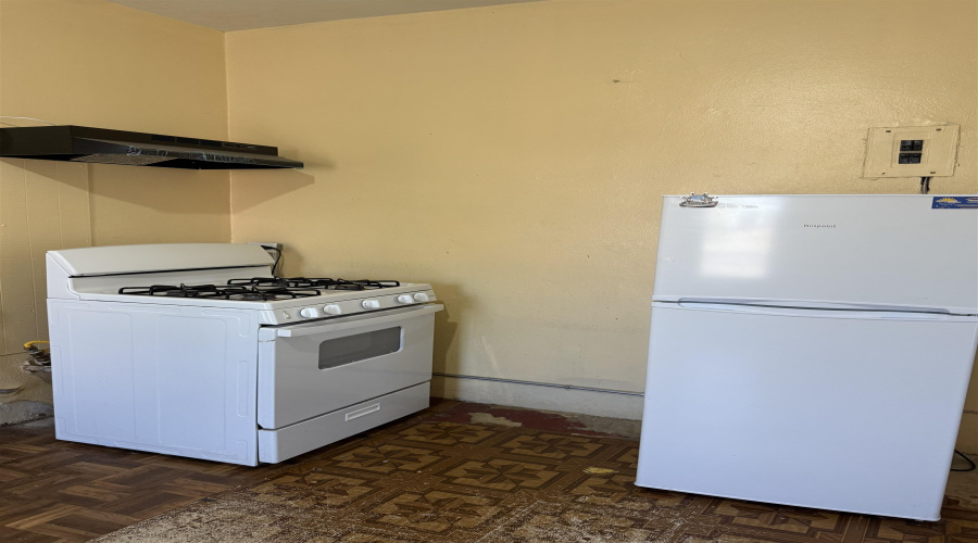 3315 San Agustin Ave, LAREDO, Texas 78040, 1 Bedroom Bedrooms, 1 Room Rooms,1 BathroomBathrooms,Residential,For Rent,3315 San Agustin Ave,20263805