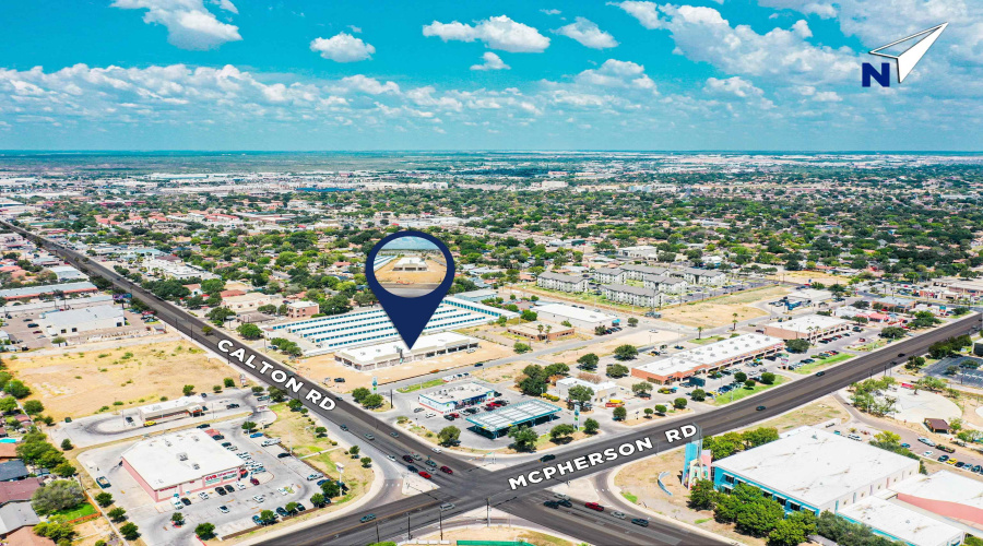 1016 Calton Rd, LAREDO, Texas 78041, 1 Room Rooms,1 BathroomBathrooms,Commercial retail/office,For Rent,1016 Calton Rd,20263811