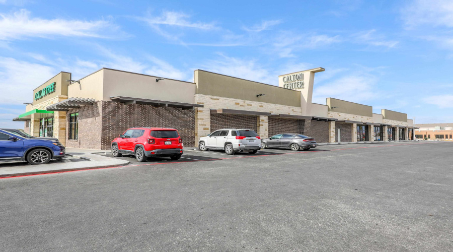 1016 Calton Rd, LAREDO, Texas 78041, 1 Room Rooms,1 BathroomBathrooms,Commercial retail/office,For Rent,1016 Calton Rd,20263811