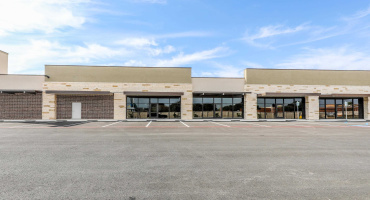 1016 Calton Rd, LAREDO, Texas 78041, 1 Room Rooms,1 BathroomBathrooms,Commercial retail/office,For Rent,1016 Calton Rd,20263812 1016 Calton Rd, LAREDO, Texas 78041, 1 Room Rooms,1 BathroomBathrooms,Commercial retail/office,For Rent,1016 Calton Rd,20263812