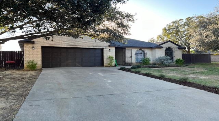 8707 Puerto Belo, LAREDO, Texas 78045, 3 Bedrooms Bedrooms, 5 Rooms Rooms,2 BathroomsBathrooms,Residential,For Rent,8707 Puerto Belo,20263814