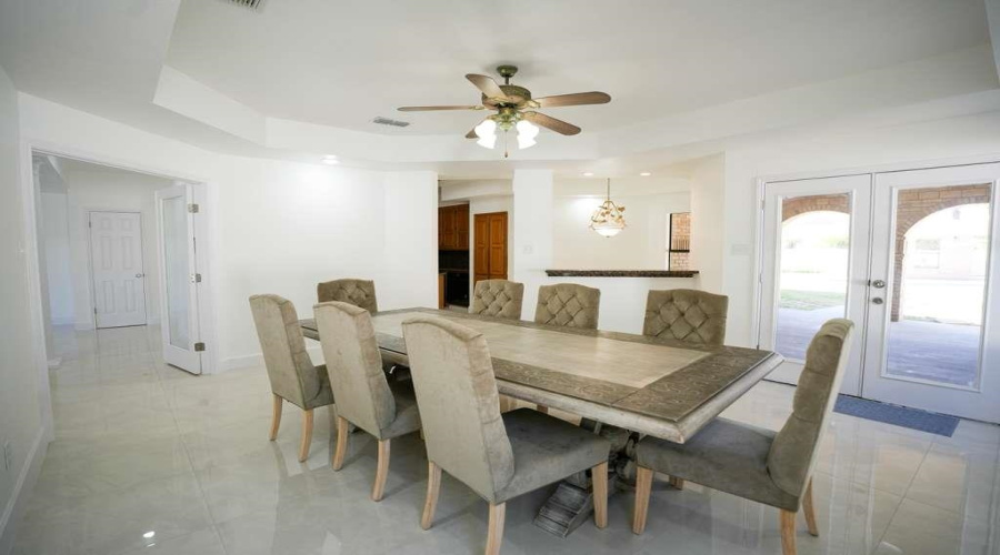 1046 Faldo Dr, Laredo, Texas 78045, 4 Bedrooms Bedrooms, 8 Rooms Rooms,3 BathroomsBathrooms,Residential,For Sale,1046 Faldo Dr,20263815