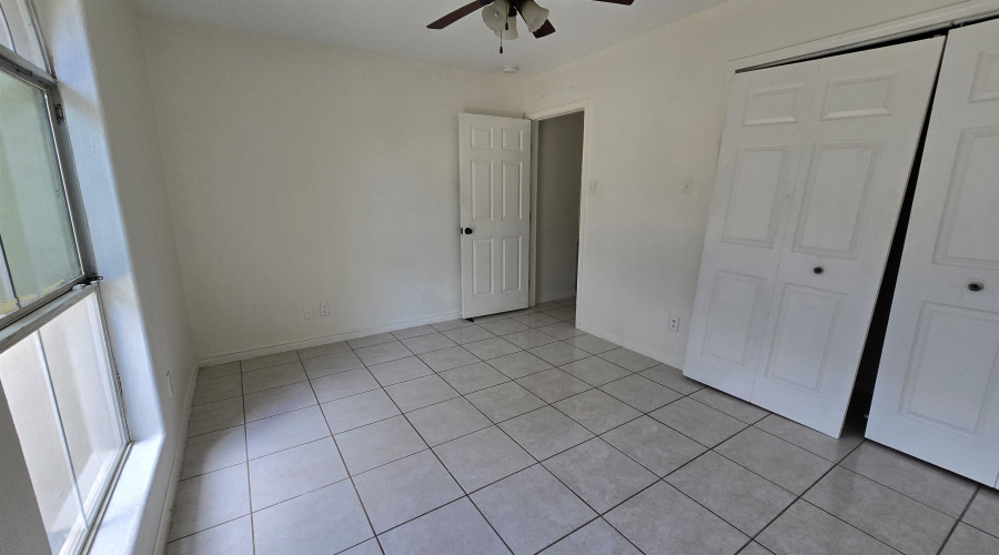 127 Pamplona Lp, Laredo, Texas 78046, 3 Bedrooms Bedrooms, 5 Rooms Rooms,2 BathroomsBathrooms,Residential,For Sale,127 Pamplona Lp,20263817
