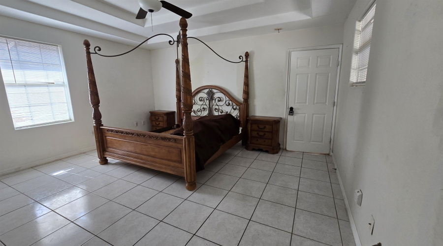 127 Pamplona Lp, Laredo, Texas 78046, 3 Bedrooms Bedrooms, 5 Rooms Rooms,2 BathroomsBathrooms,Residential,For Sale,127 Pamplona Lp,20263817
