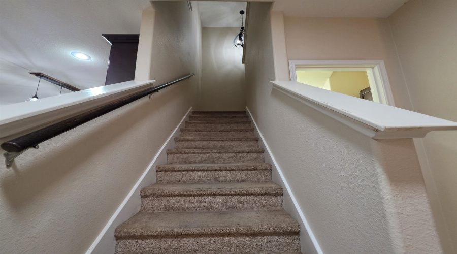 302 Date Palm Dr., LAREDO, Texas 78045, 4 Bedrooms Bedrooms, 8 Rooms Rooms,3 BathroomsBathrooms,Residential,For Rent,302 Date Palm Dr.,20263818